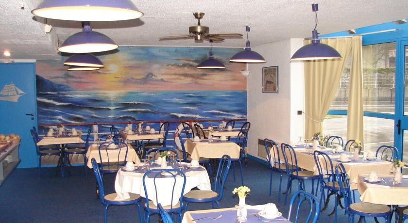 Hotel Du Stade Ex Kyriad Direct Lille Est Stade Pierre Mauroy Вільнев-д'Аск Екстер'єр фото