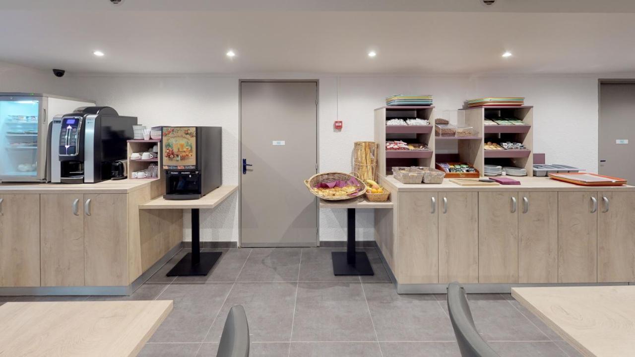 Hotel Du Stade Ex Kyriad Direct Lille Est Stade Pierre Mauroy Вільнев-д'Аск Екстер'єр фото